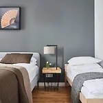 Elegant Apartment Zoliborz Arkadia By Renters Prestige